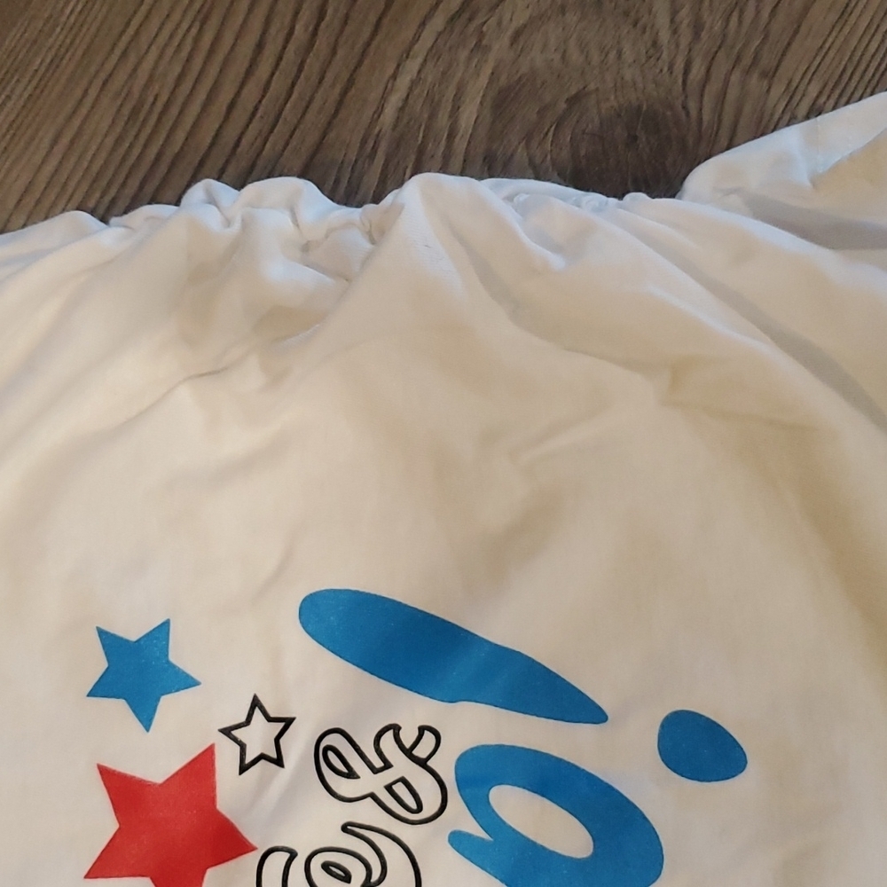2x HOST PICK Red, White & Bump Maternity Shirt Size Small - Picture 4 of 4